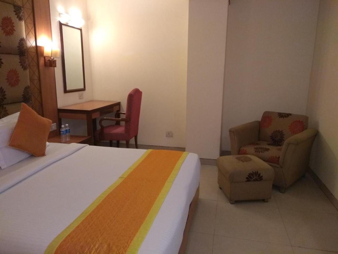 Hotel Southern Delhi  Esterno foto