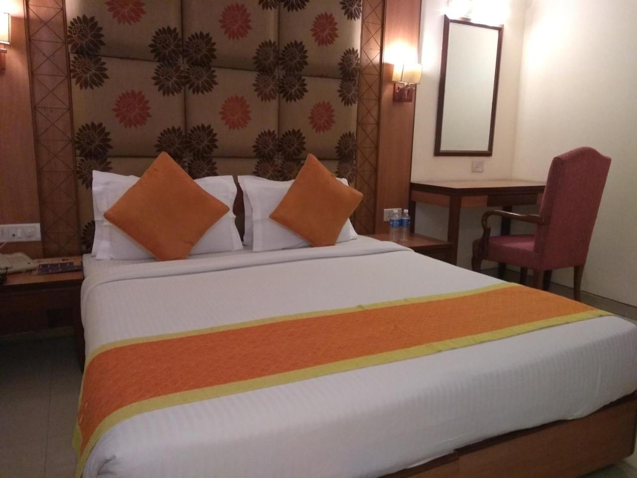Hotel Southern Delhi  Esterno foto